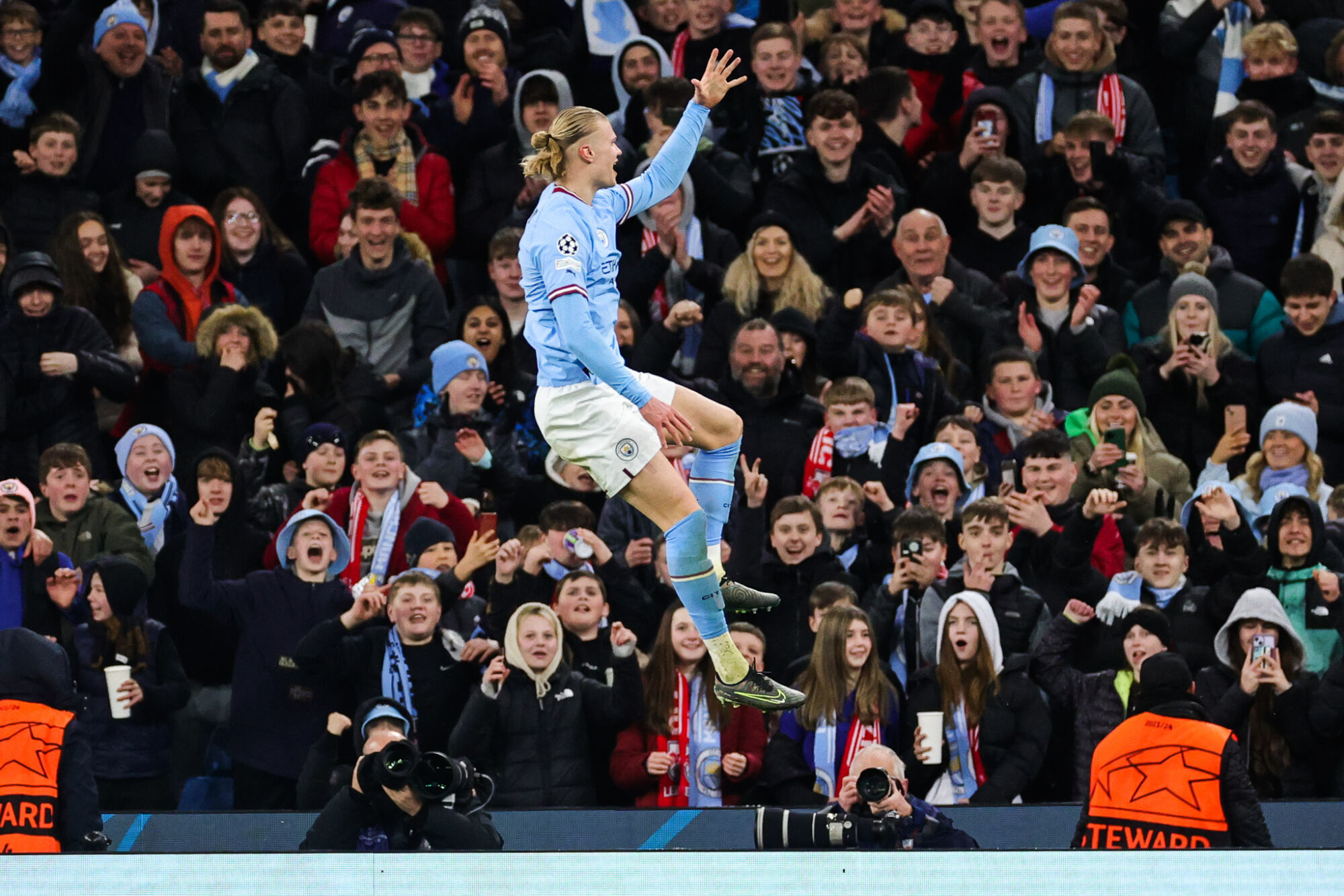 Haaland marca 5 e Manchester City aplica uma goleada histórica no RB Leipzig