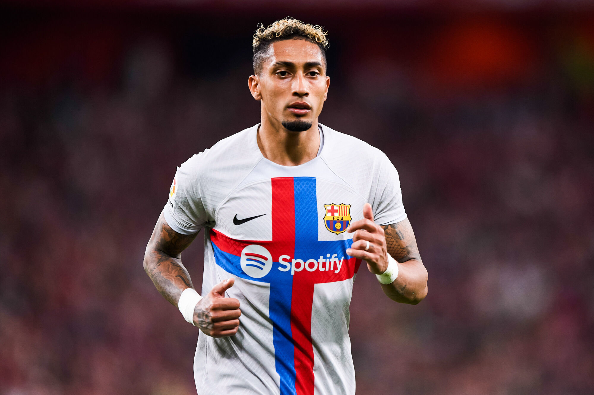 Raphinha, jogador do Barça, teve seu gol anulado, mas o VAR validou (Icon Sport) Raphinha, jogador do Barça, teve seu gol anulado, mas o VAR validou (Icon Sport)