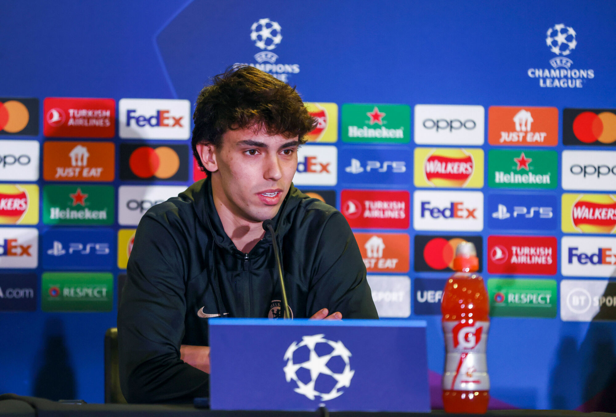 João Félix na conferência de imprensa de pré-jogo da Liga dos Campeões. (IconSport)