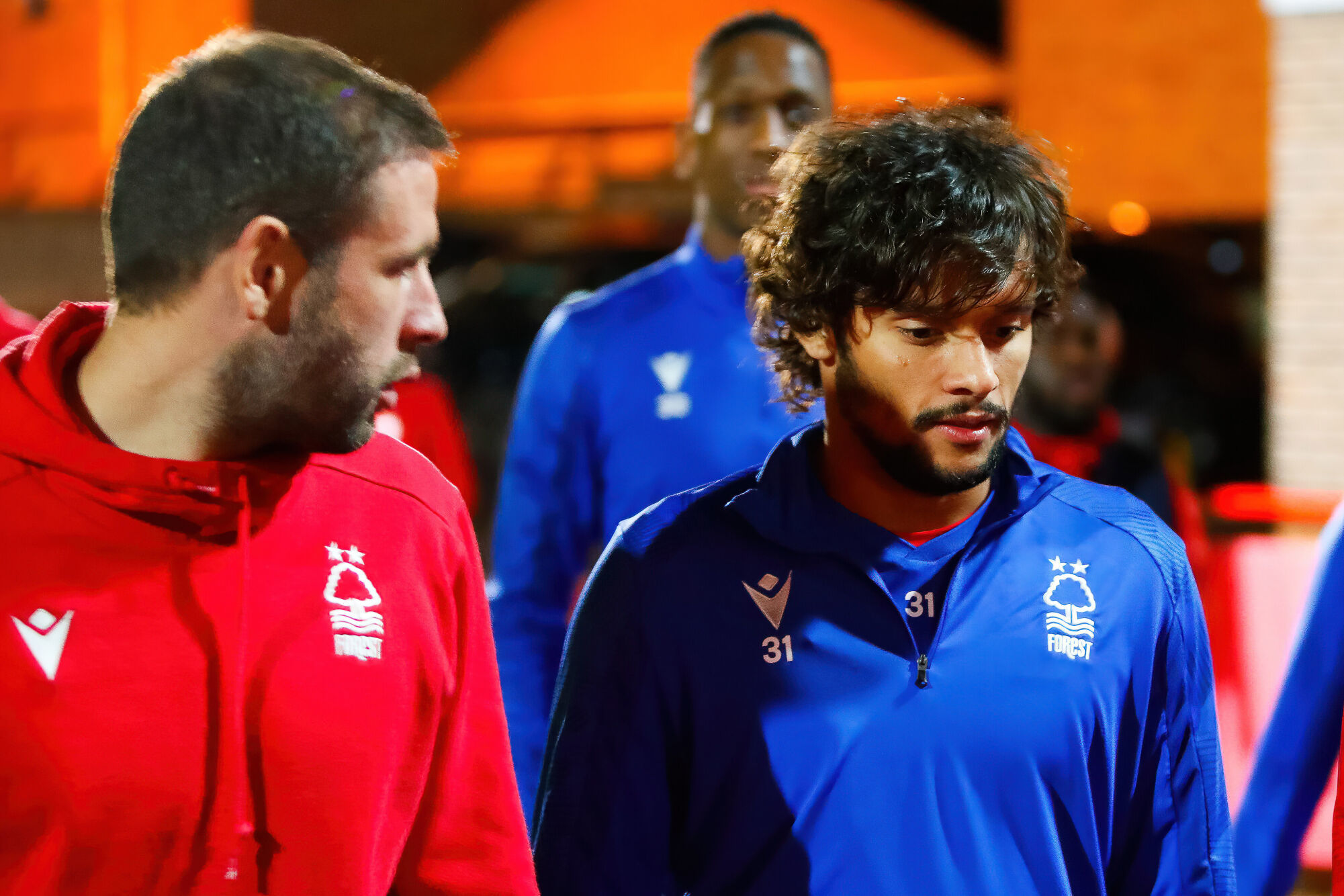 Gustavo Scarpa antes do jogo pelo Forest (Icon Sport)