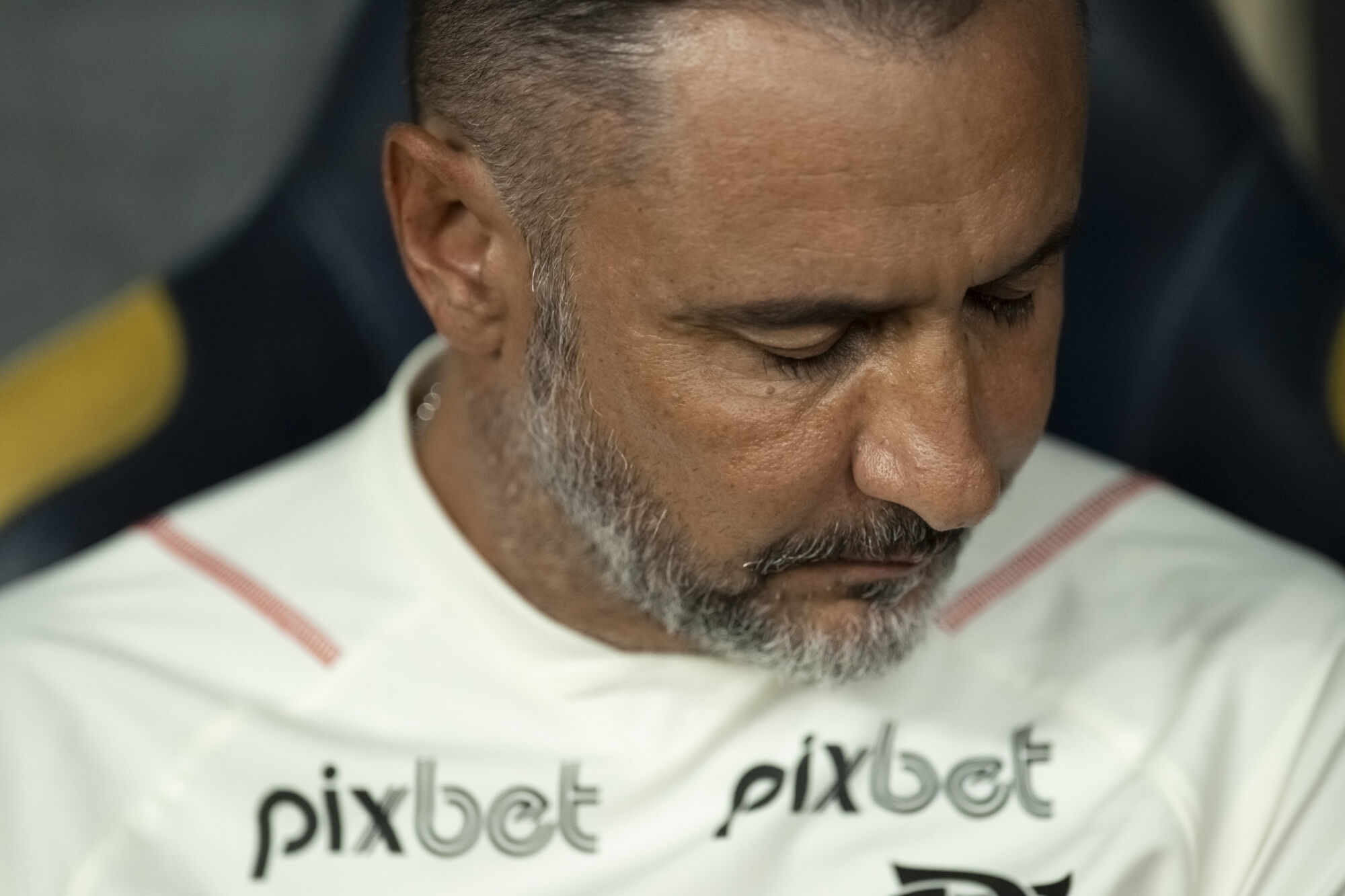 Flamengo anuncia a demissão de Vítor Pereira do comando da equipe