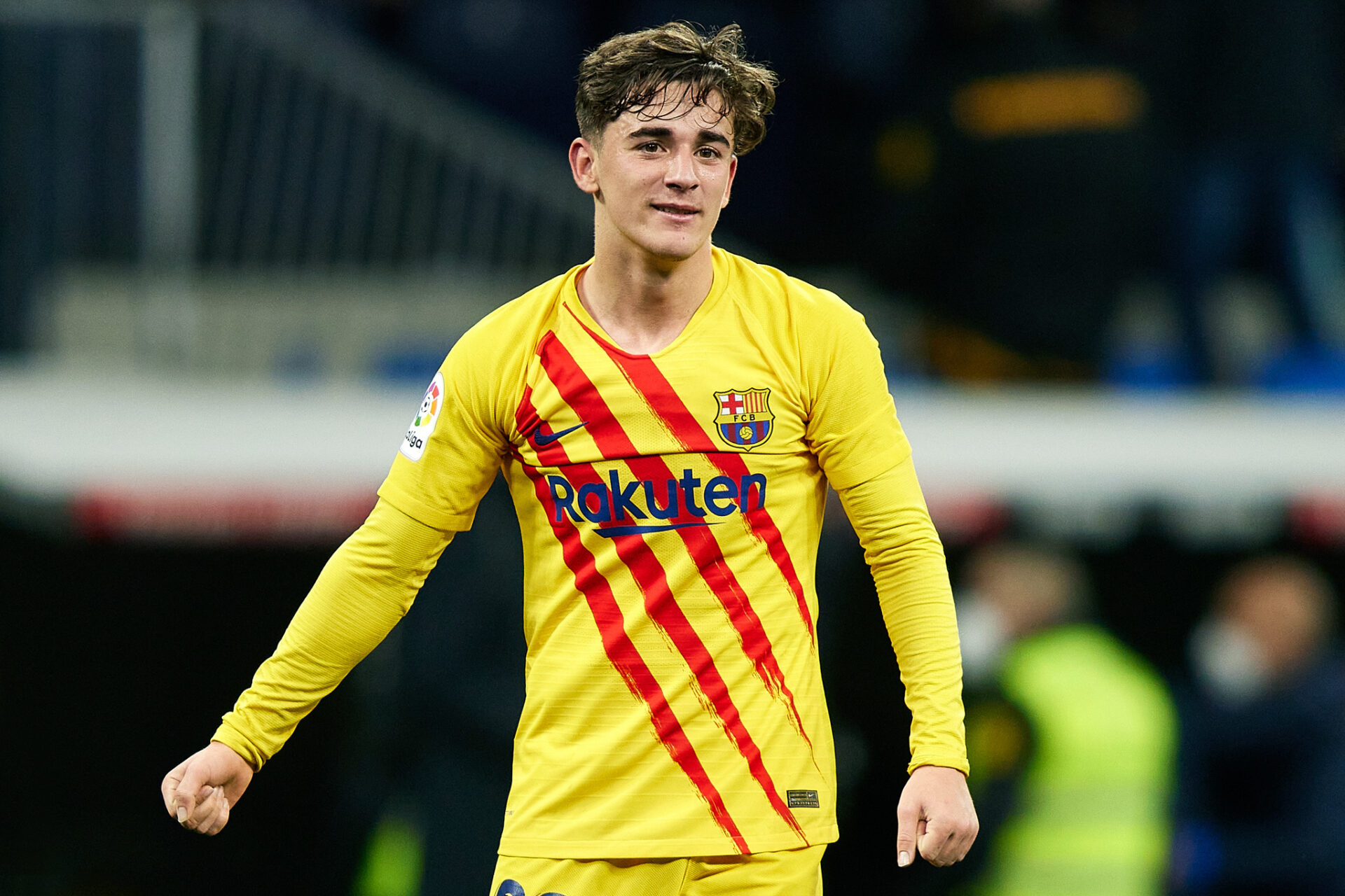 Mercado: Chelsea interessado na contratação de Gavi, jogador do Barcelona