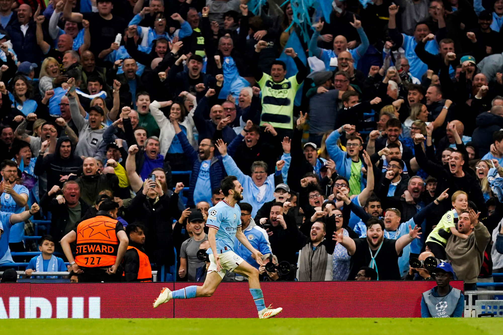 Análise: Guardiola colocou 'na roda' o Real de Ancelotti; a noite de 'Lua Azul' se aproxima