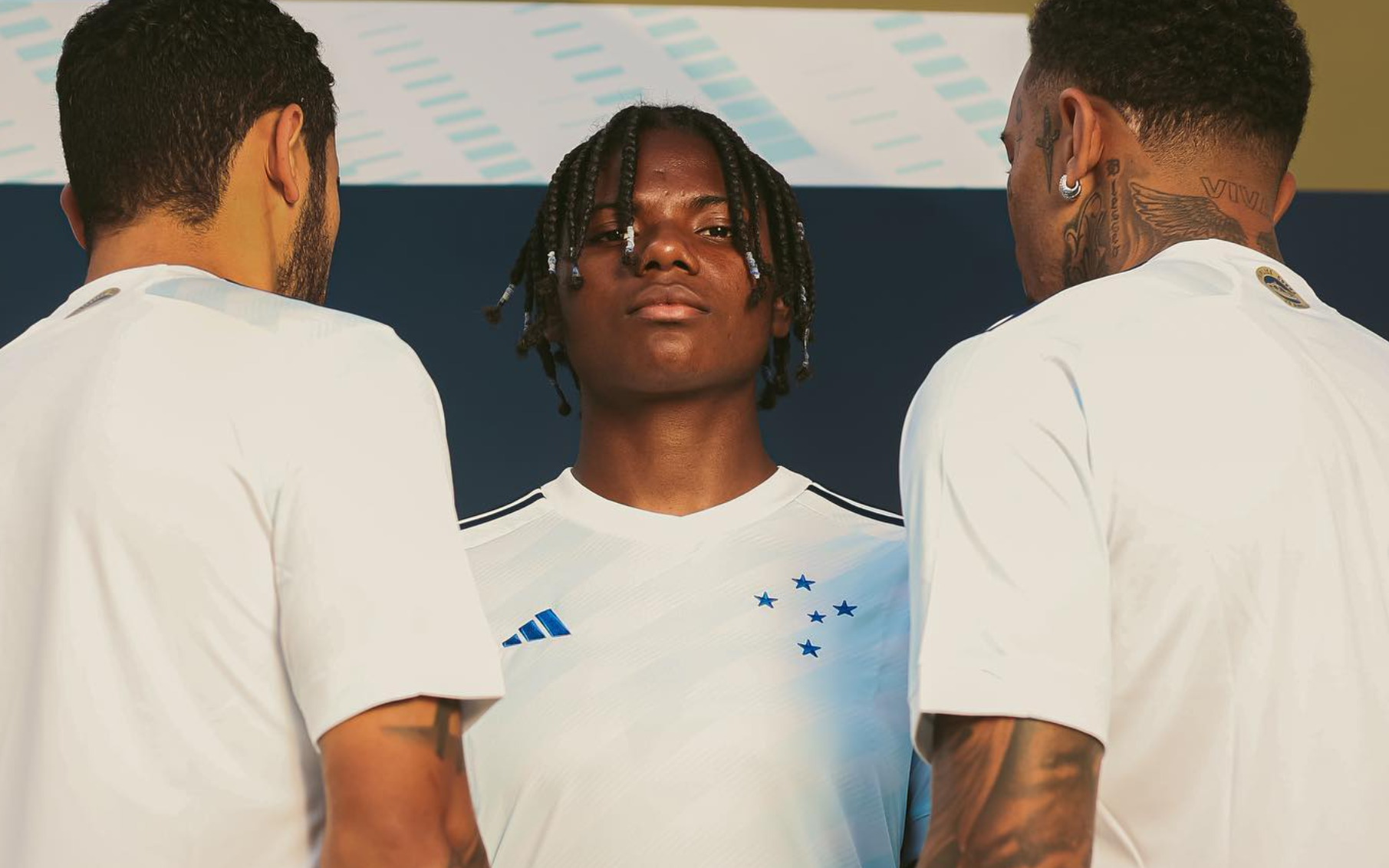 Detalhe da nova camisa da Raposa. (Reprodução/Cruzeiro)