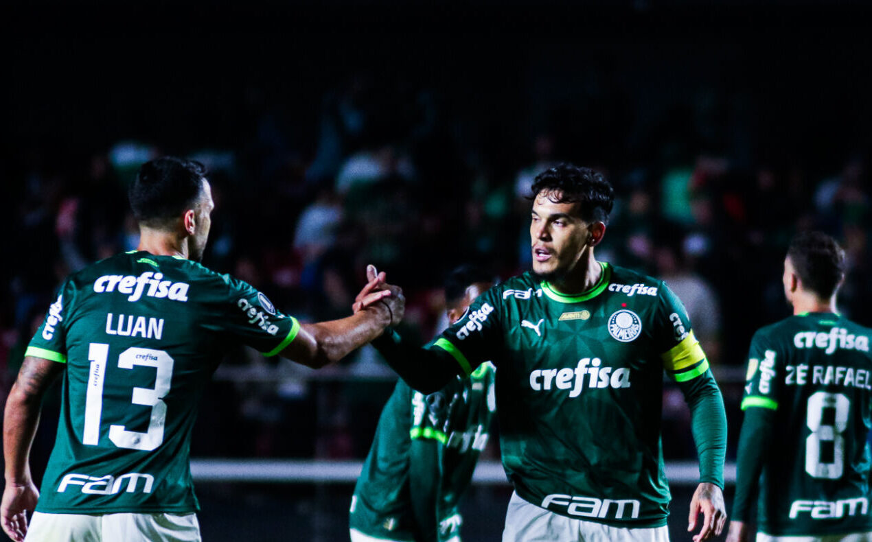 Gómez brilha novamente e Palmeiras vai para 2º do grupo na Libertadores