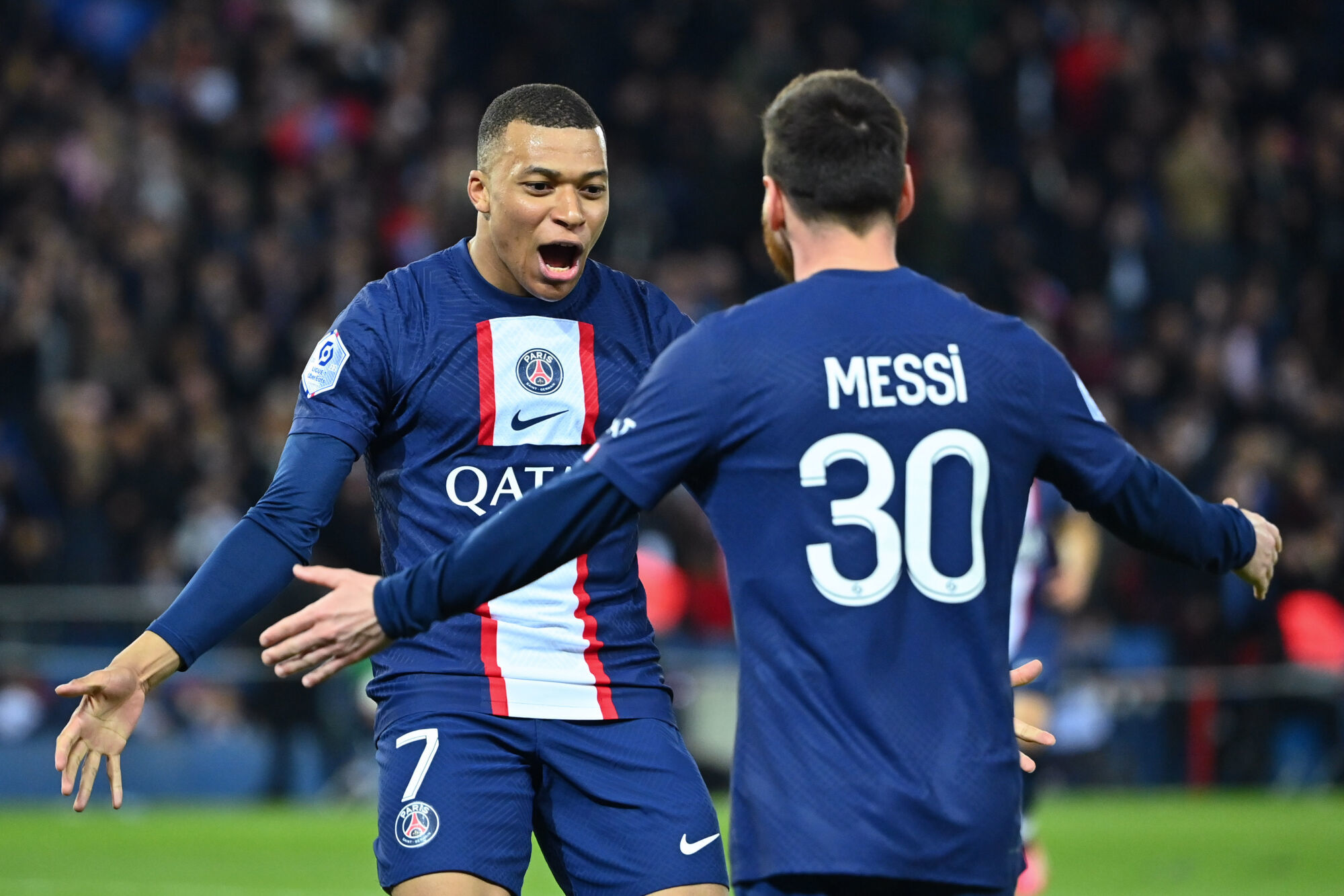 Messi (1º colocado) e Mbappé (2º colocado). (Icon Sport) Messi (1º colocado) e Mbappé (2º colocado). (Icon Sport)
