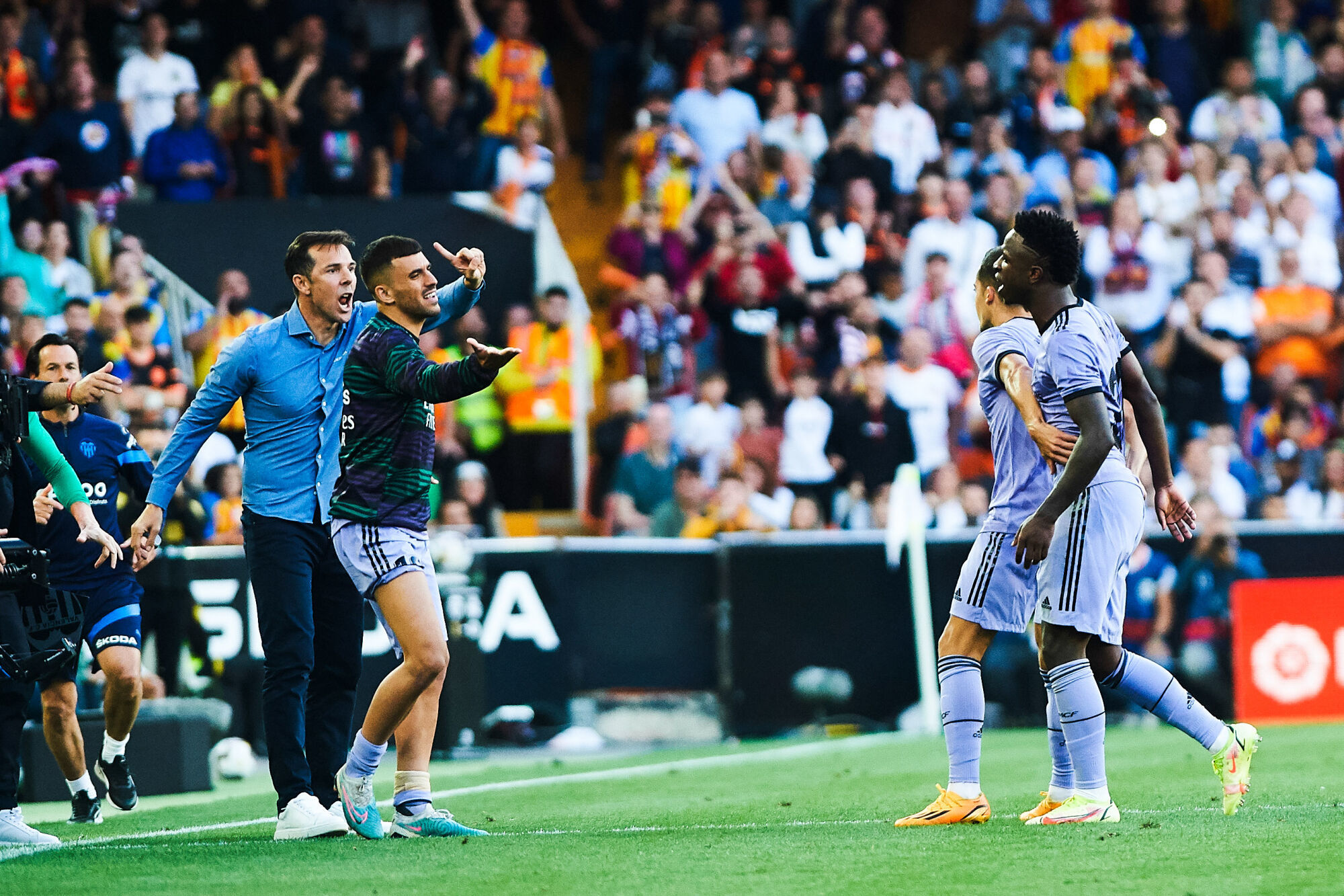 Valencia é punido pelos ataques a Vini Jr. e reage com 'indignação'