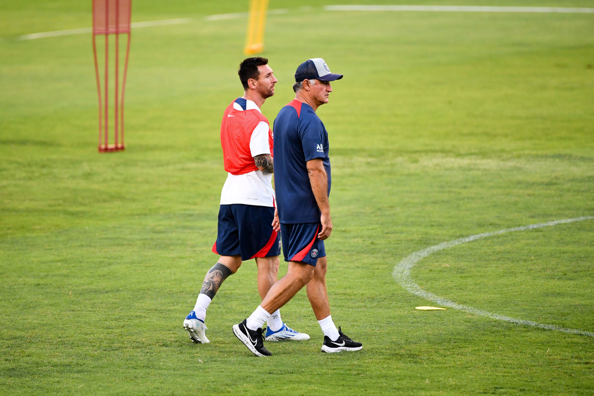 Galtier, técnico do PSG, confirma que sábado, Messi fará sua última partida pela equipe