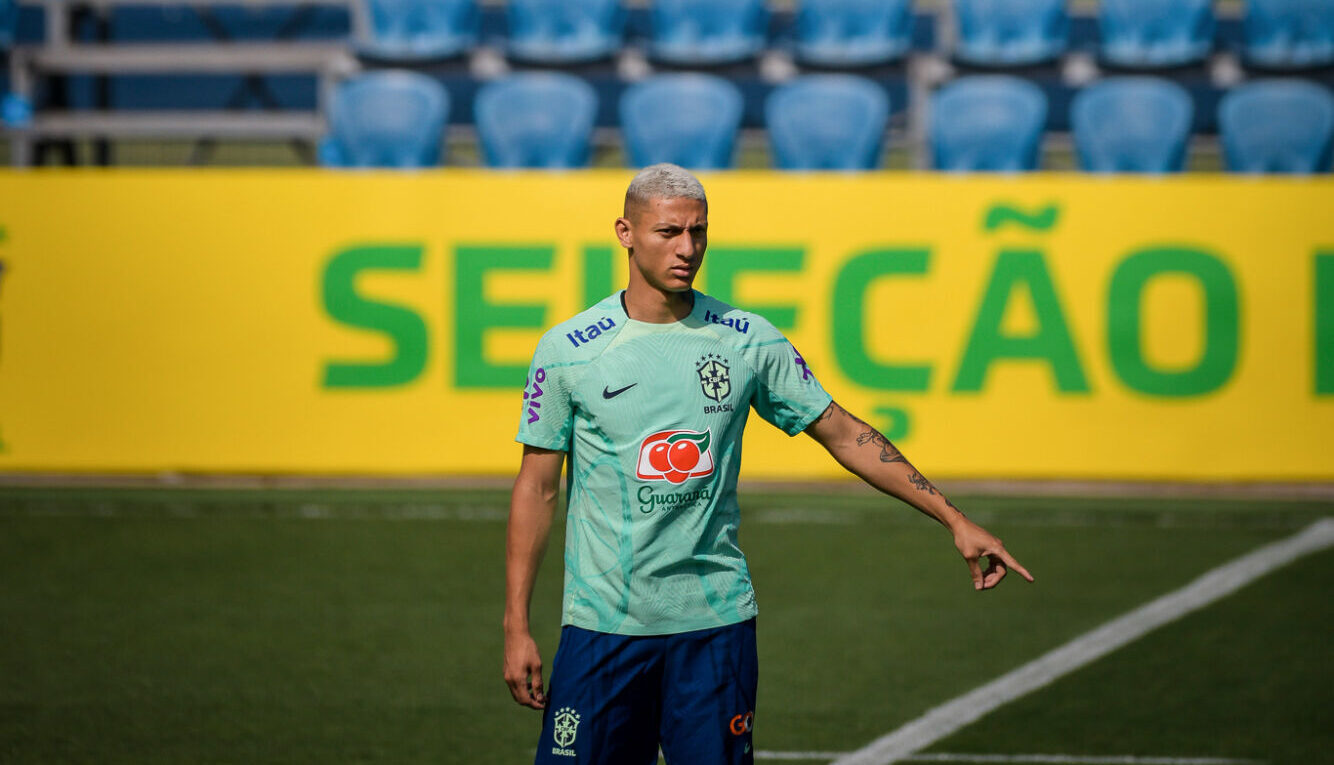 'Filho de Ancelotti', 'dono da 9' e 'sonho de jogar no Real': a coletiva de Richarlison pela Seleção