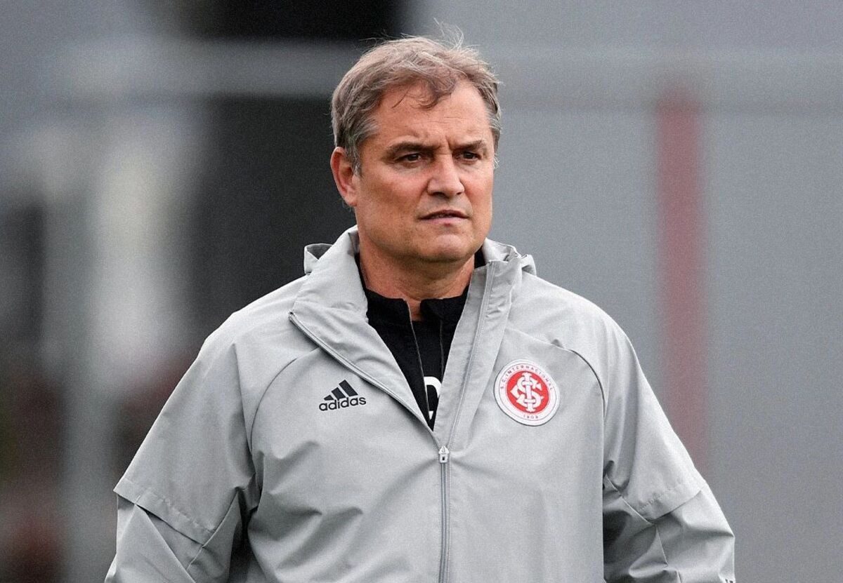 Mercado: Diego Aguirre é o novo treinador do Santos