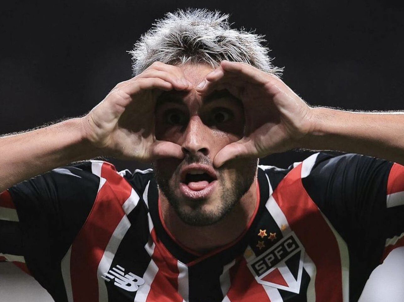 FIM DO TABU! São Paulo vence o Corinthians na Neo Química Arena; veja como foi o jogo