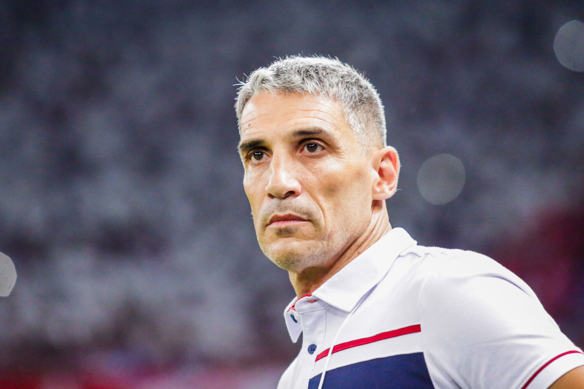 São Paulo procura um novo treinador; Vojvoda diz 'não' e alvo passa a ser técnico português