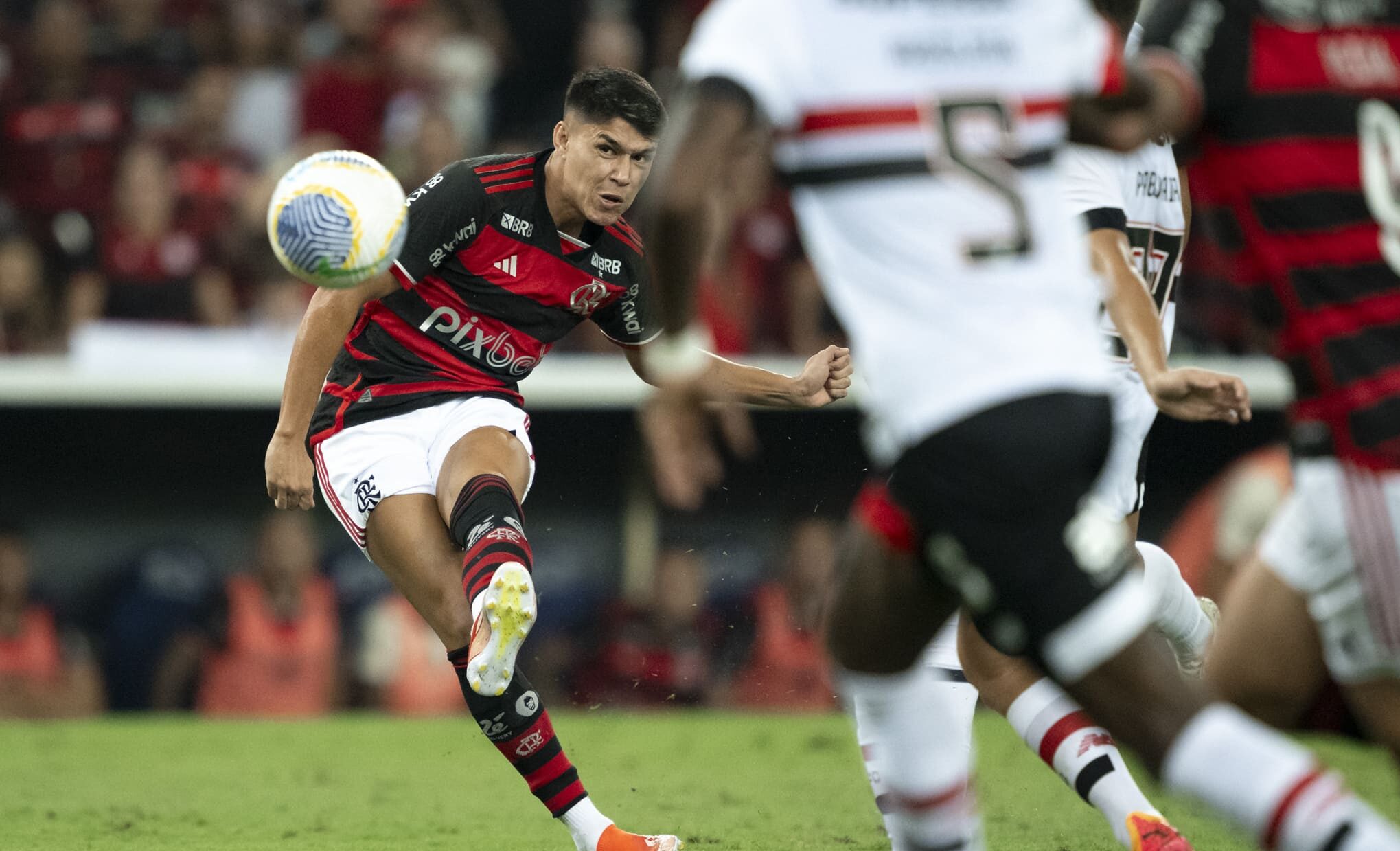 Apenas Flamengo e Inter seguem com 100% de aproveitamento após 2ª rodada do Brasileirão