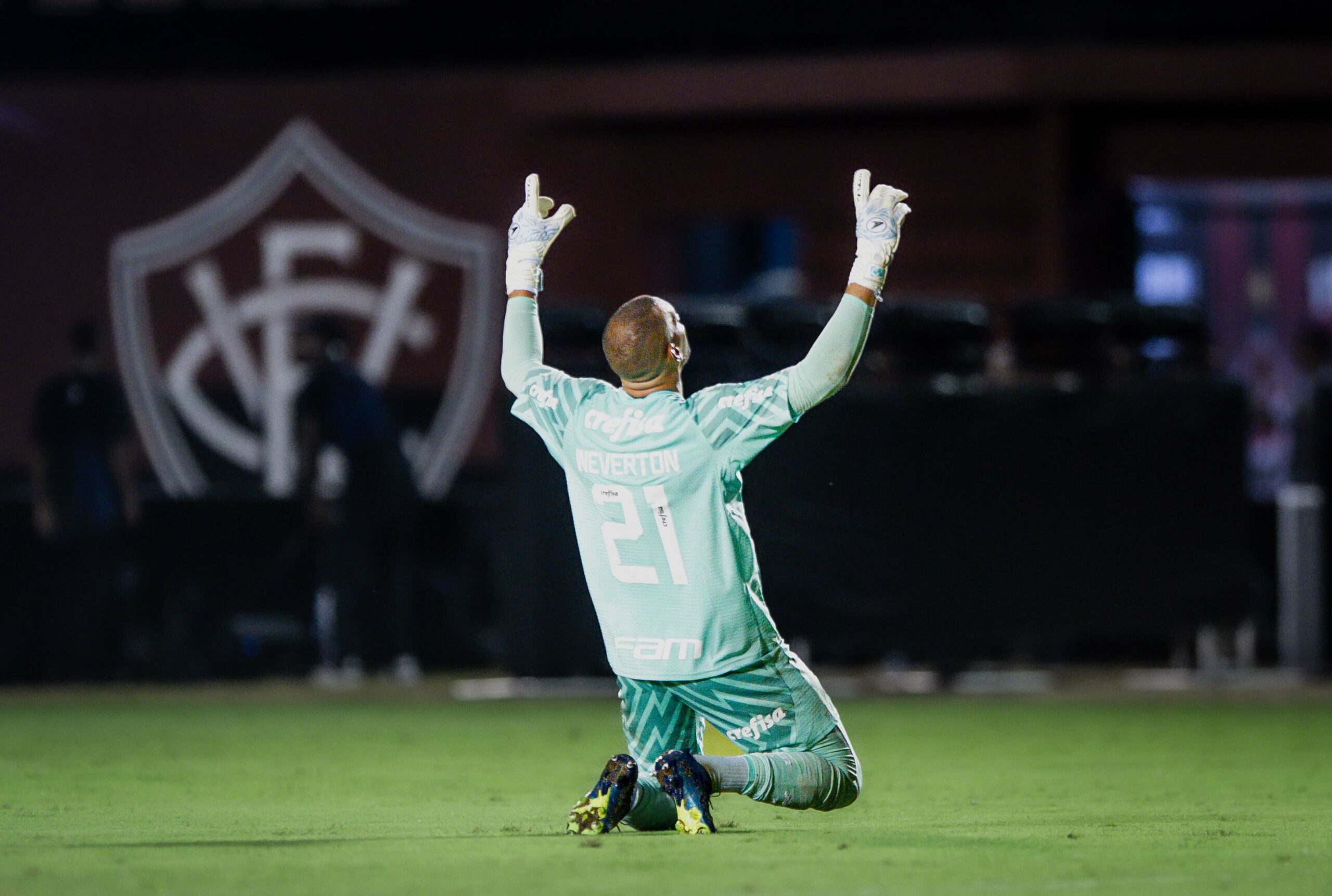 Gol nos acréscimos, novidade no VAR e várias expulsões: o resumo da 1ª rodada do Brasileirão