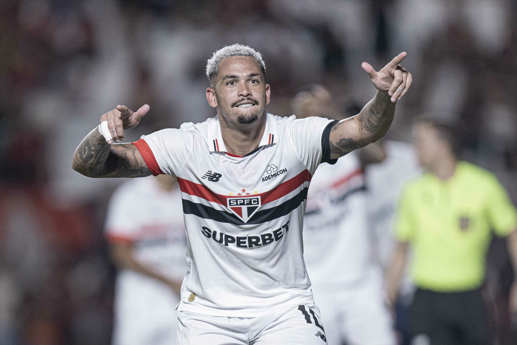 São Paulo atropela o Atlético-GO, mas Milton Cruz diz: "Não tem nada a ver com Carpini"