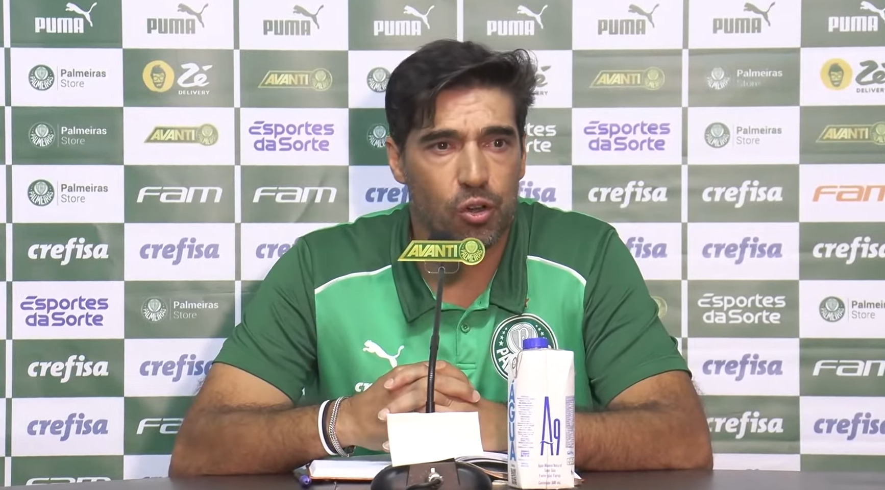 Abel assinou ou não um contrato com o Al Sadd? Veja a declaração do treinador