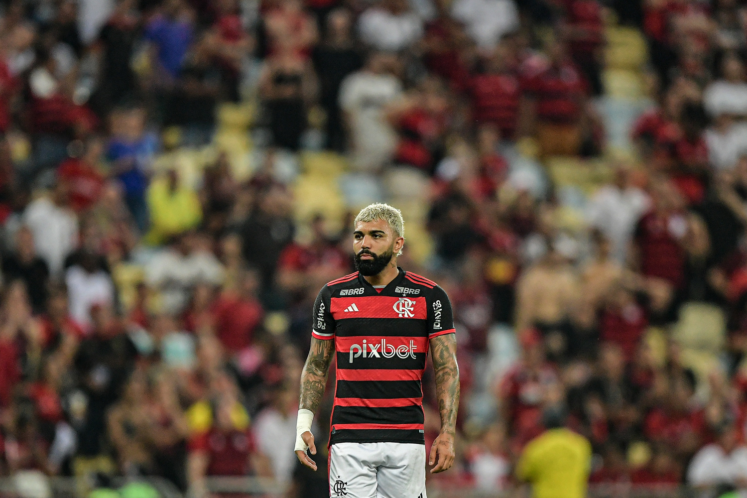 Tite admite erro em ter escalado Gabigol por tanto tempo pela Copa do Brasil