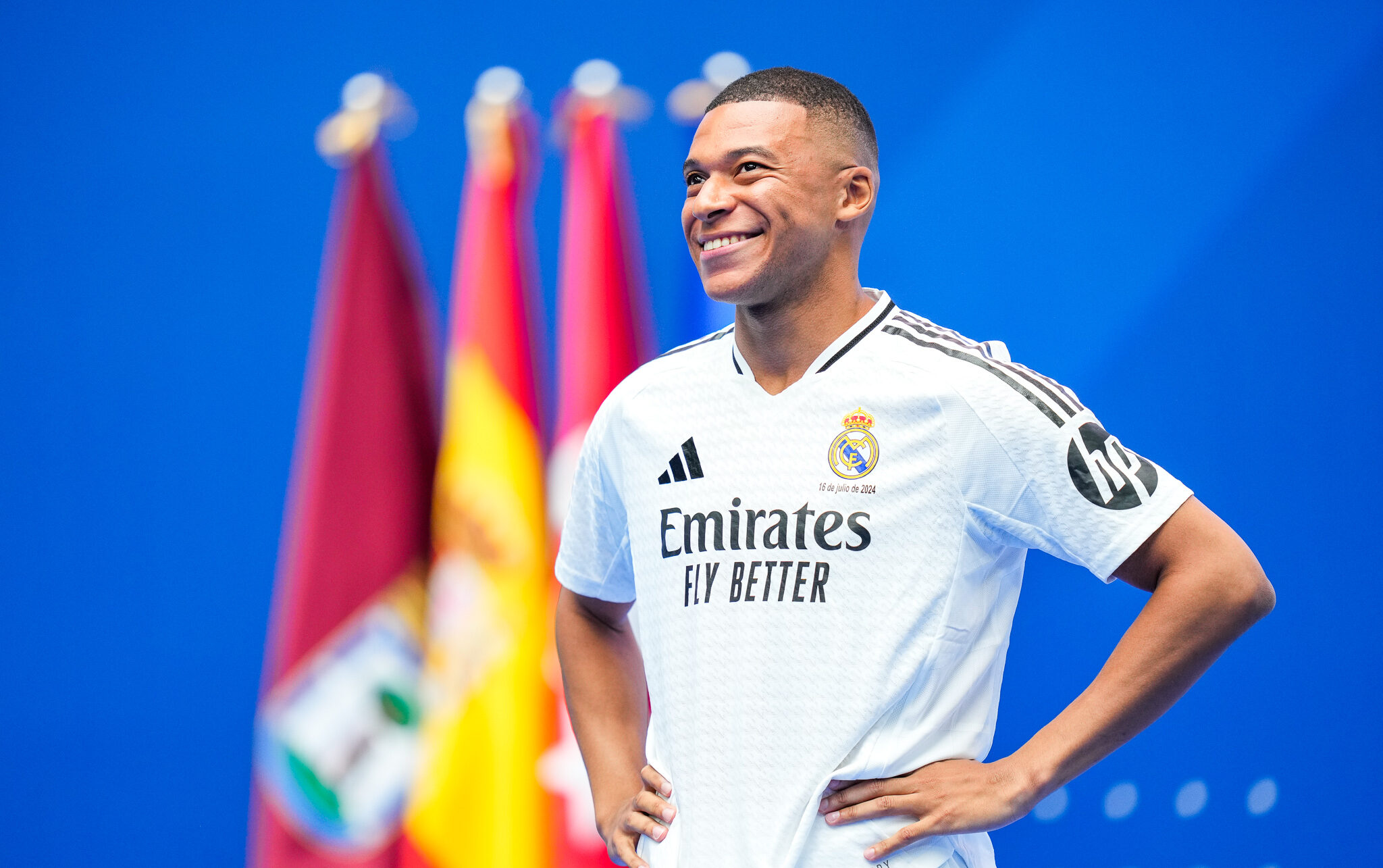 Mbappé é apresentado pelo Real Madrid; saiba como foi a cerimônia