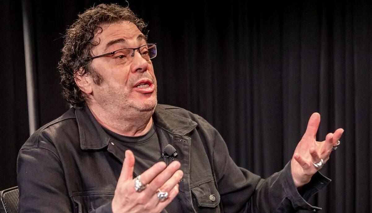 Casagrande aponta diferenças entre o futebol de antes e o atual: “Hoje os torcedores são inimigos”