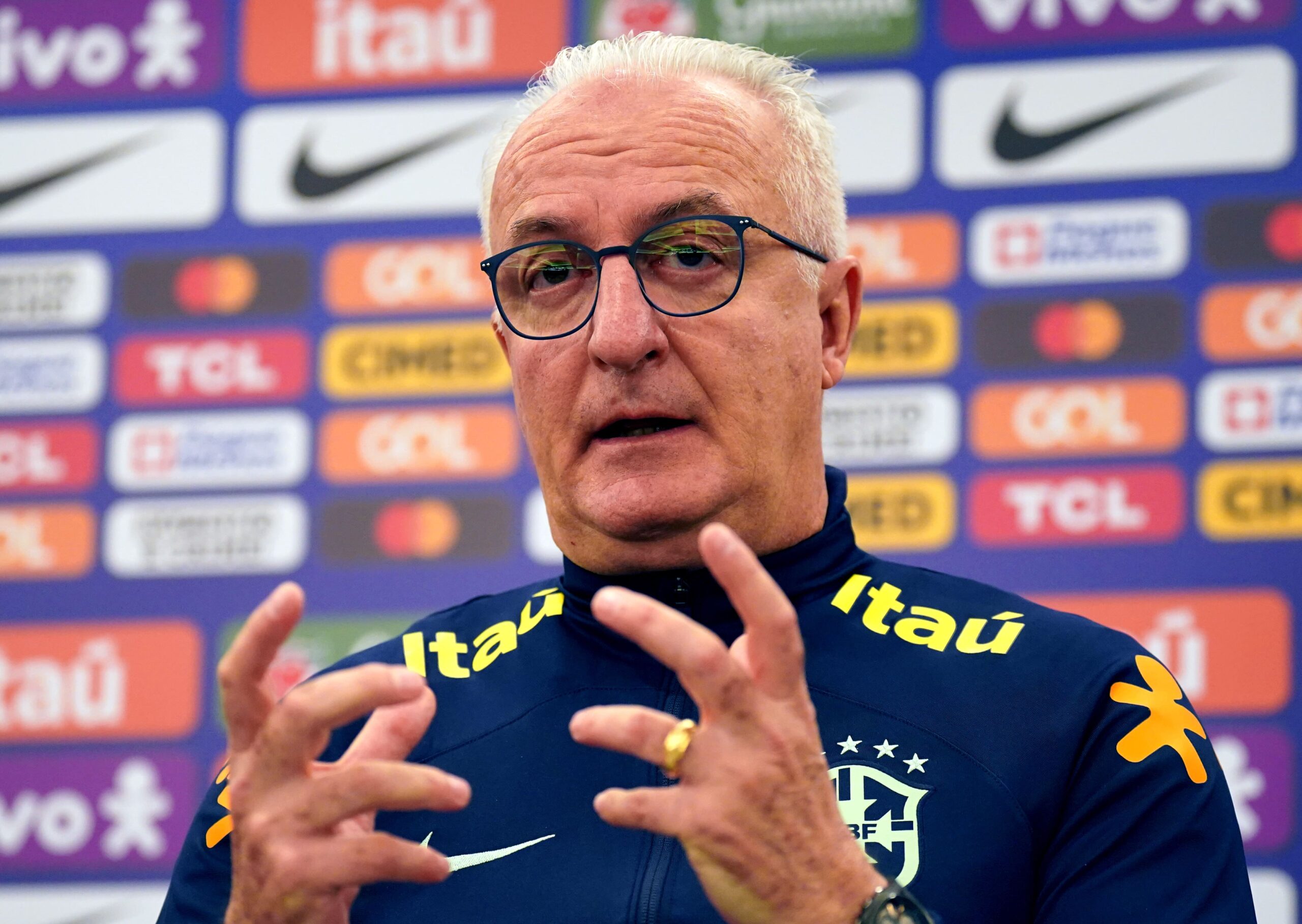 Com Luiz Henrique e Estêvão, Dorival divulga a convocação da Seleção para as Eliminatórias