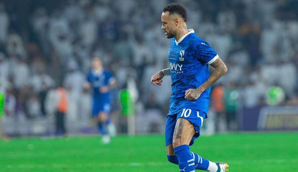 Casagrande elogia volta de Neymar, mas afirma que ele ainda não deve ser convocado para a Seleção