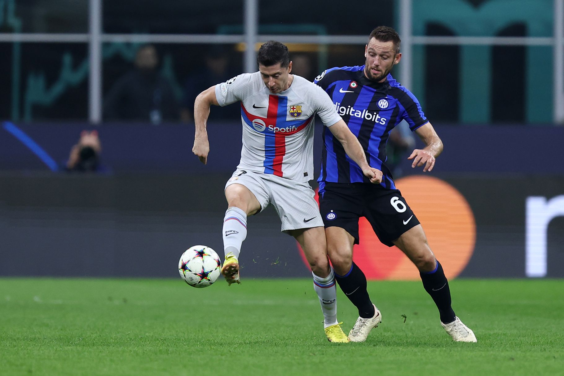 Barcelona Dominante: Retrospecto Histórico Contra a Inter na Champions